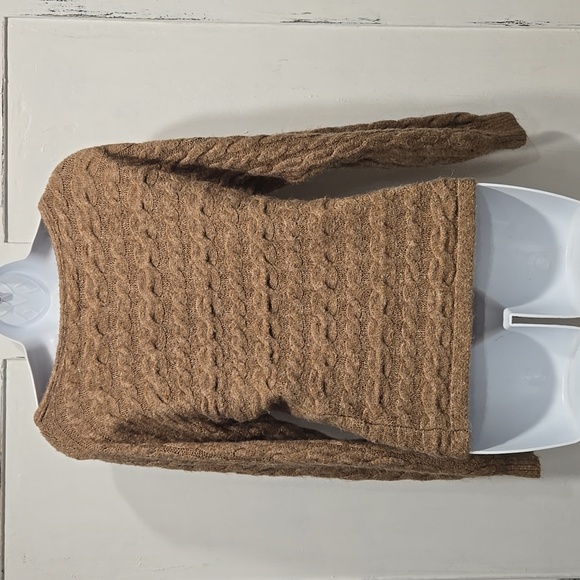 ABERCROMBIE & FITCH SWEATER SIZE XS... #7455 - Picture 6 of 7